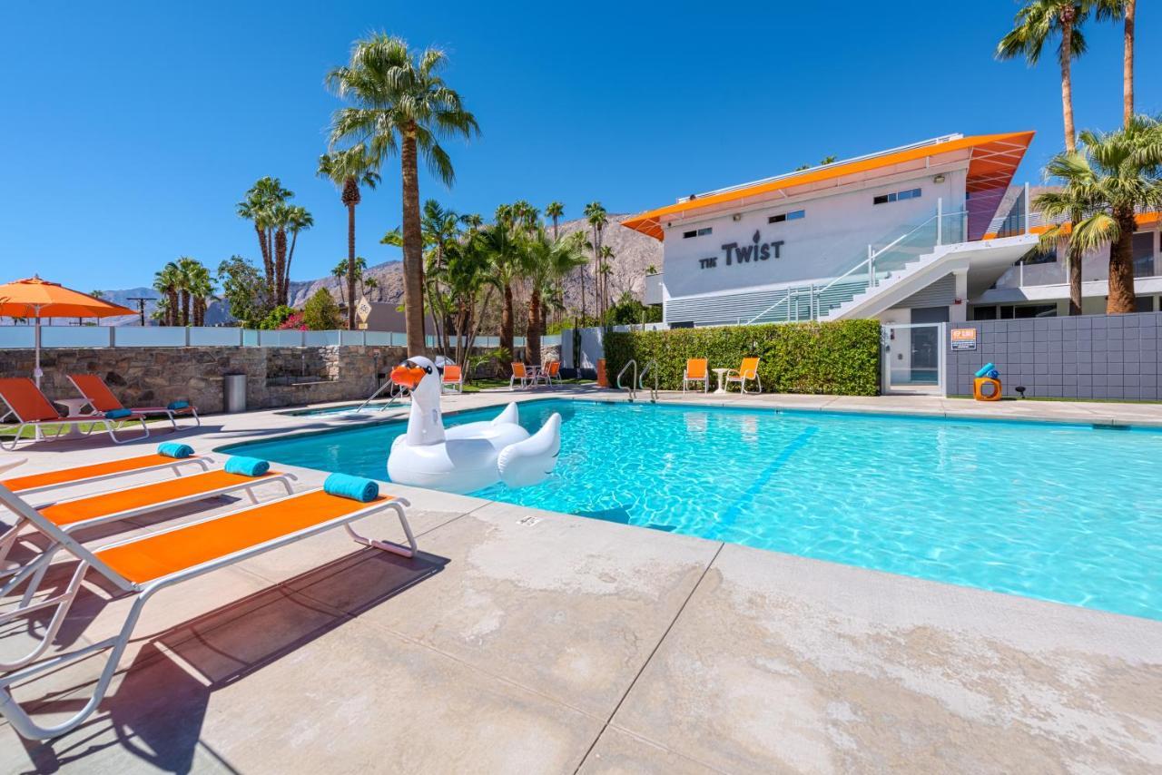 The Twist Palm Springs Hotel Екстериор снимка