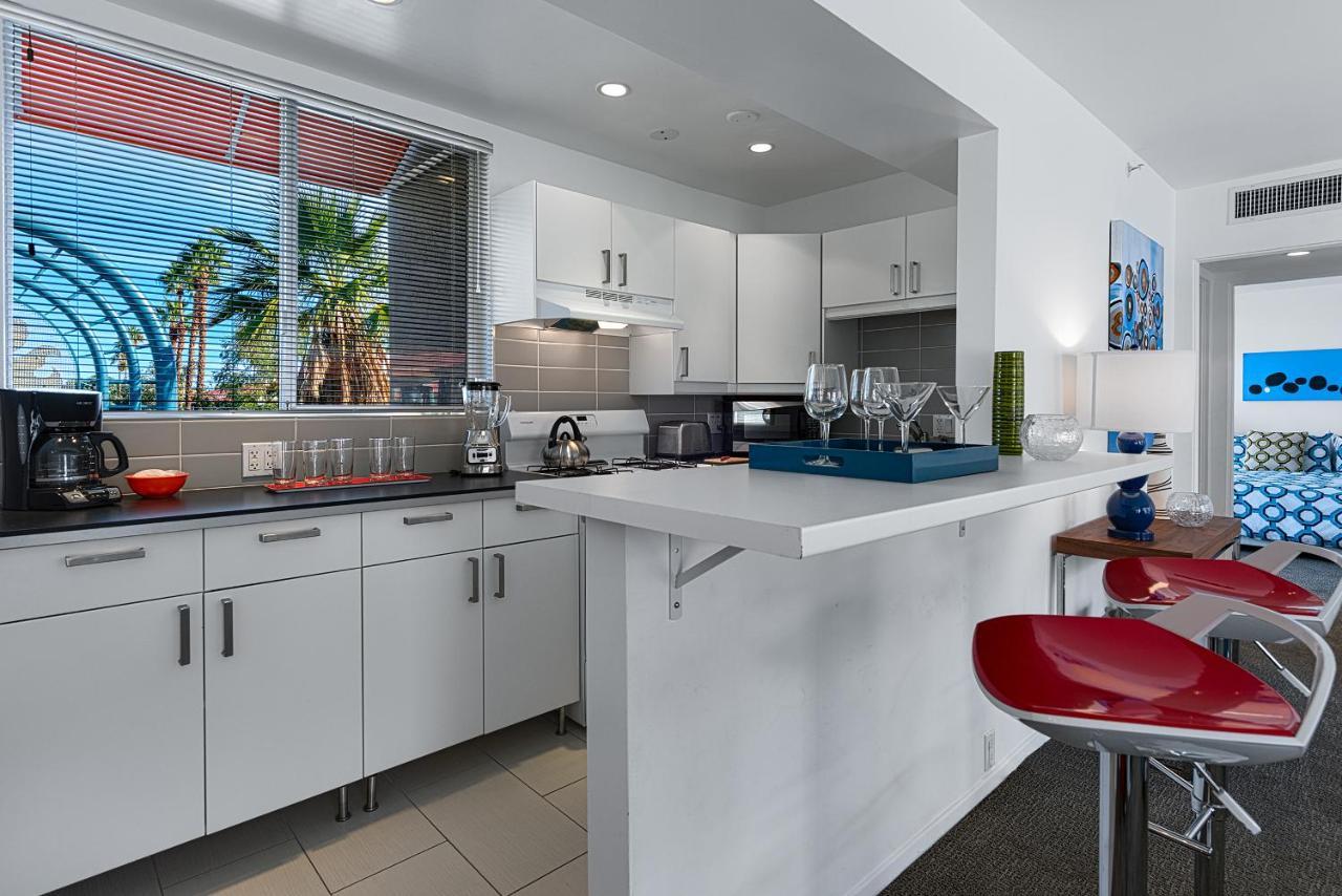 The Twist Palm Springs Hotel Екстериор снимка